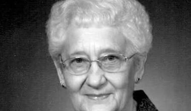 maxine caroll lawrence